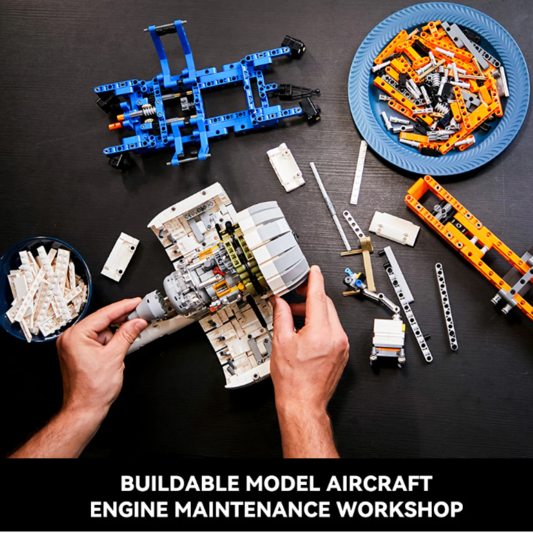 Pantasy Aircraft Engine Workshop Brick Set – ~2,000-Piece Detailed Model with Realistic Workshop Design