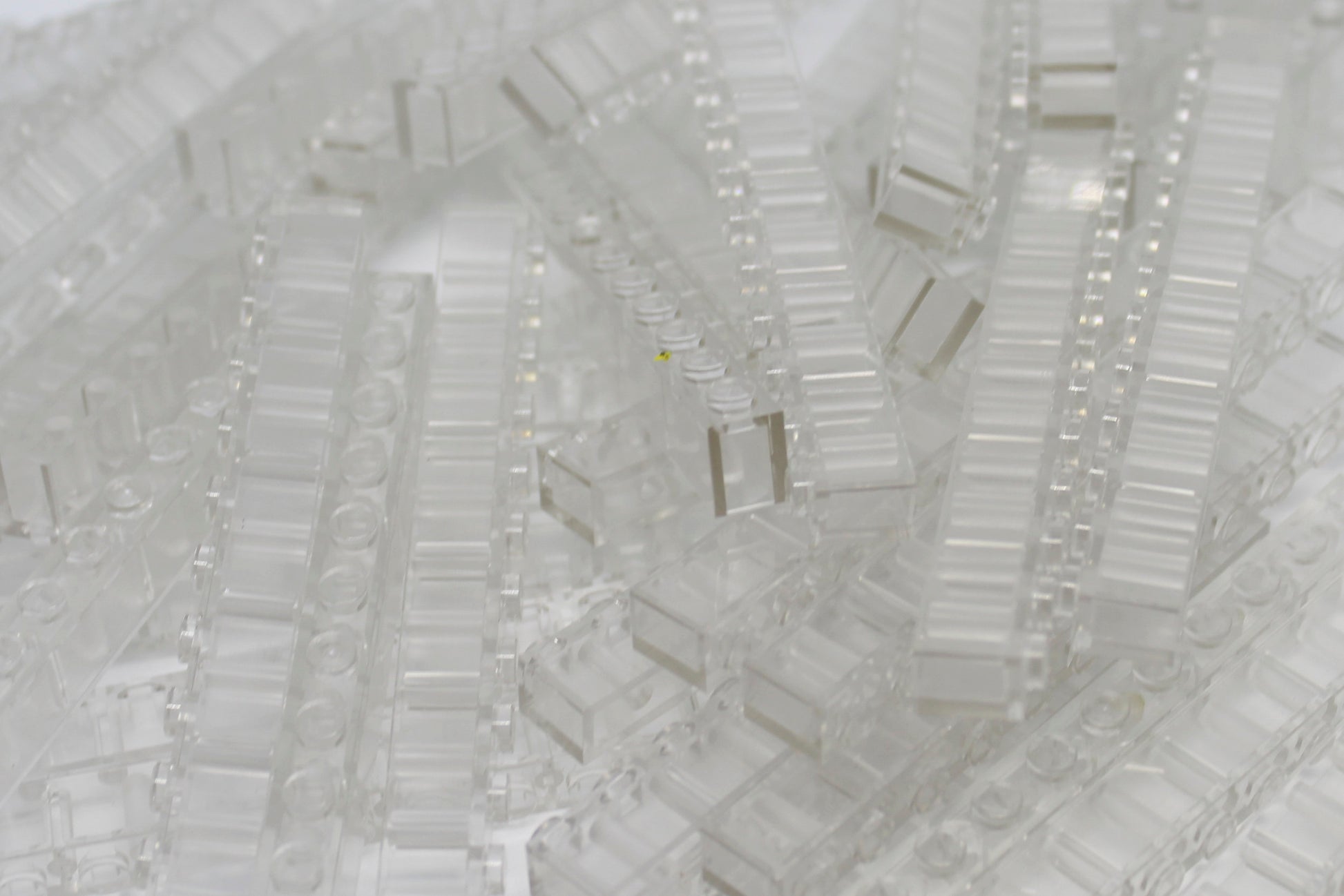 1x12 Stud Bricks 80 Pack (Clear)